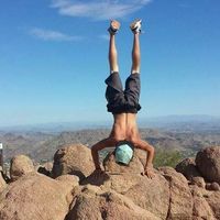 Isaac Molchak的照片