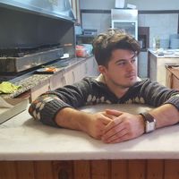 TALHA GÖLER的照片