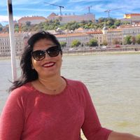 Kobra Amiri-Shamsabadi的照片