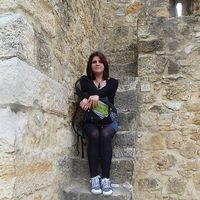 KAREN CAZARES的照片