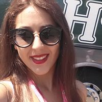 Fotos de Yasmine Benherri