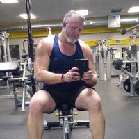 Gregory Raymond的照片