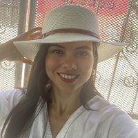 Hanna Mendieta的照片