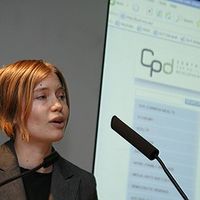 Miriam Lyons的照片