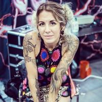 Jesse Amy  Devlin的照片