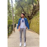 Arjun Singh的照片