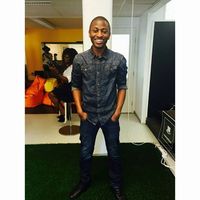 Adesanya Damilola的照片