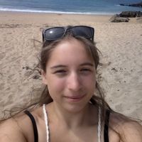 Prune Mesyngier的照片