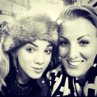 Celeste Midgley的照片