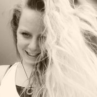 Coralie Khan的照片