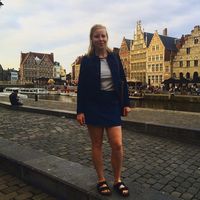 Emily Matthews的照片