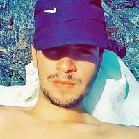 Źèđ Ćhî的照片