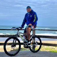 Oliver Reyes's Photo