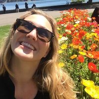 Claire Moss的照片