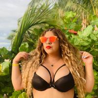 Isla Martinez's Photo