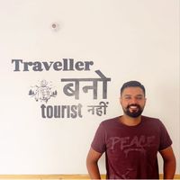 Ayush Kharanger的照片