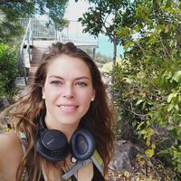 Charlotte Demaicko的照片