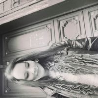 Elīza Ezītis的照片