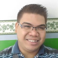 Robert John Fernandez的照片