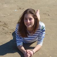 Marine  Roux的照片