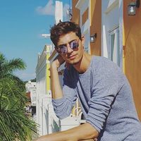 Levi Tzeiger's Photo