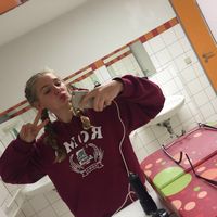 sophia schumann的照片