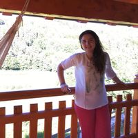 HANNAH RENAUD的照片