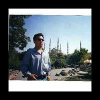 Ali Ahmadi的照片