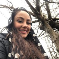 Photos de Kimiya Moghaddam