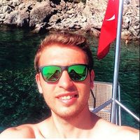 Sinan Gokce的照片