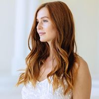 Julia Davies的照片