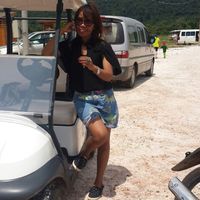 Carollyna ou的照片