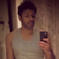 Fotos de Noamaan Khatri