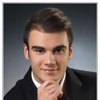 Tamás S. Juhász的照片