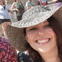 Pia Wroblewski's Photo