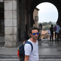 Franco Hernández的照片