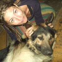 Le foto di Bethany May