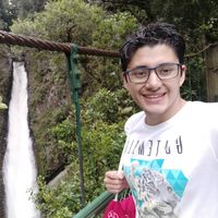 Cesar Davila的照片