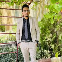 Salah  Mahdi的照片