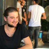 Oğuz Orhan的照片