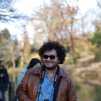 Hüsnü Pir的照片