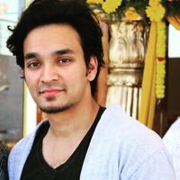 Ahmed Shareef的照片