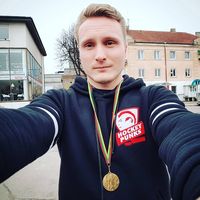 Nikas Morozov的照片