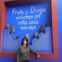 Monica Bravo的照片