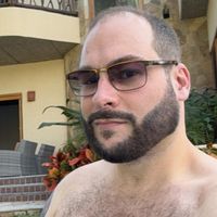 Nicholas Mackiewicz的照片