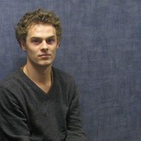 Gabriel Rousseau的照片