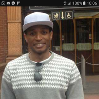 Kenzo Tahir的照片