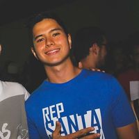 Hugo Higashi的照片