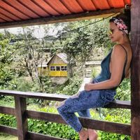 Karen Carrera的照片