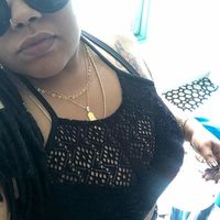 Saadia Nicks的照片